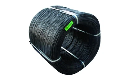 단련된 검은색 부드러운 실크